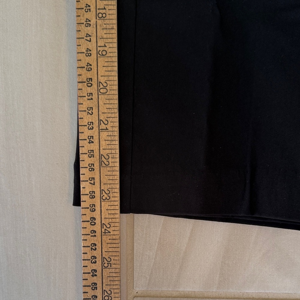 Rafaella Comfort| Black Flat Front Stretch Capri/Cropped pants - Picture 9 of 9